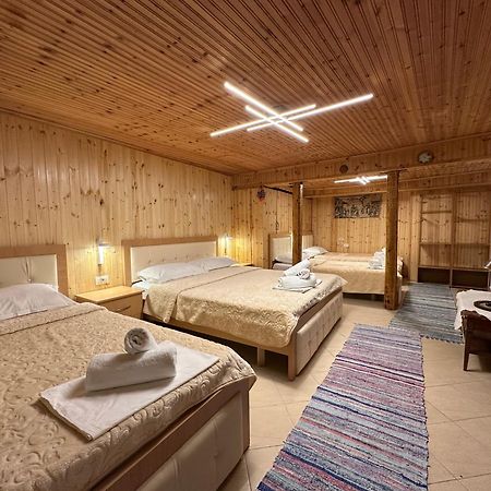 "Mani Guest House" Gjirokaster Ngoại thất bức ảnh