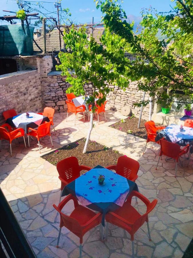 "Mani Guest House" Gjirokaster Ngoại thất bức ảnh