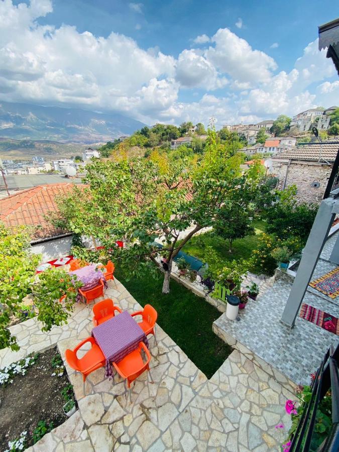 "Mani Guest House" Gjirokaster Ngoại thất bức ảnh