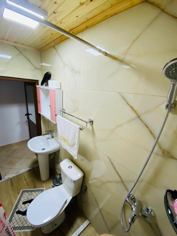 "Mani Guest House" Gjirokaster Ngoại thất bức ảnh
