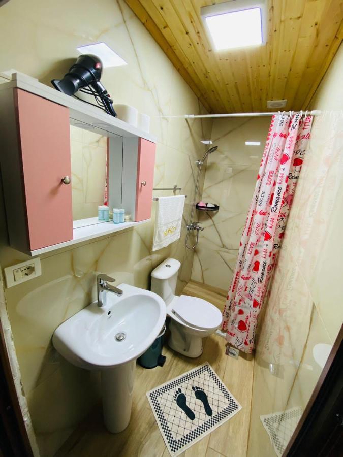"Mani Guest House" Gjirokaster Ngoại thất bức ảnh