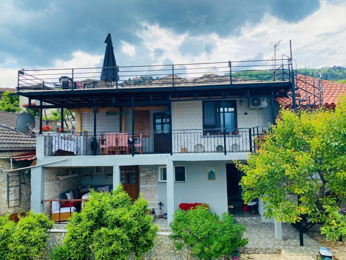 "Mani Guest House" Gjirokaster Ngoại thất bức ảnh