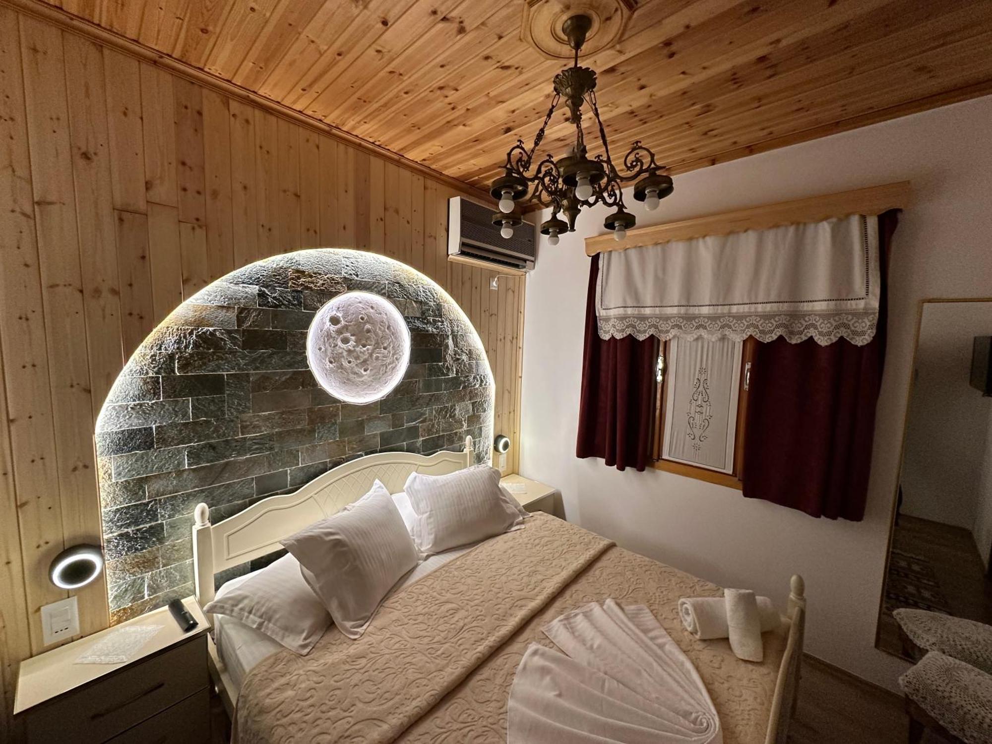 "Mani Guest House" Gjirokaster Ngoại thất bức ảnh
