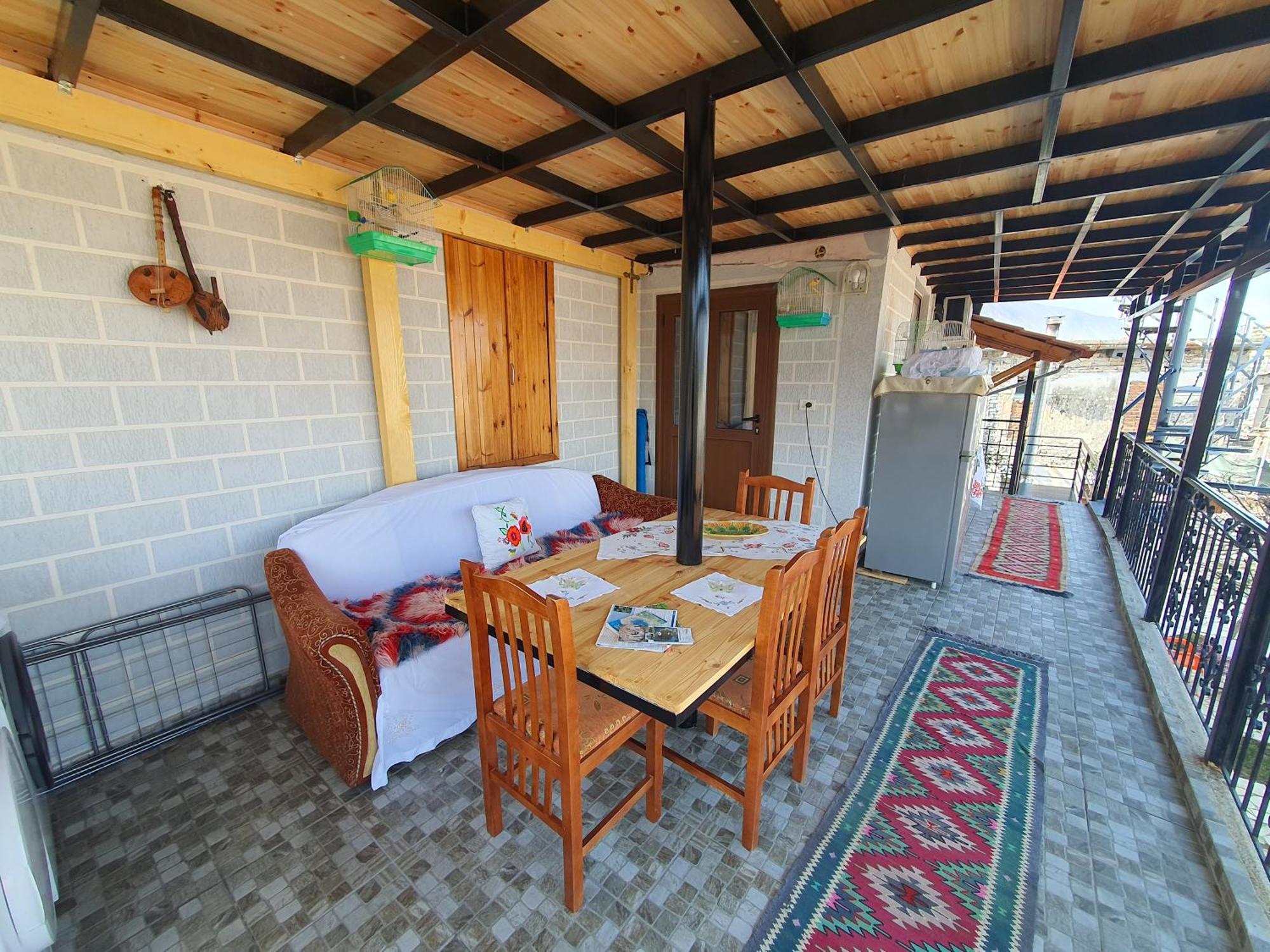 "Mani Guest House" Gjirokaster Ngoại thất bức ảnh